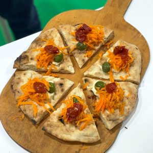 Pizza con le carote dello chef Claudio Maucieri