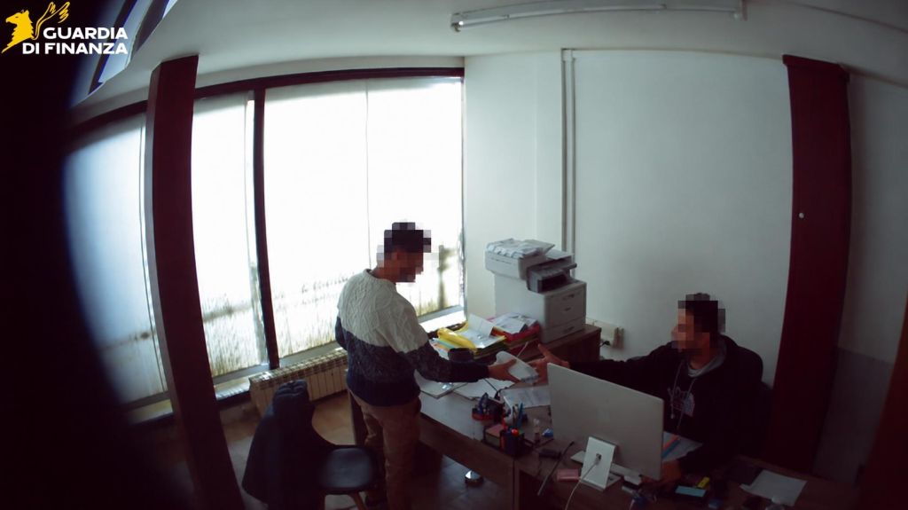 /var/www/clients/client1/web34/web/wp-content/uploads/2026/06/20260615_0147