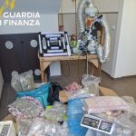 Trovati con 100 kg di droga tra hashish e marijuana, tre arresti nel catanese