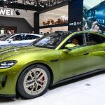 Cina, cresce il consumo energetico per auto elettriche e servizi dati Internet