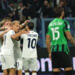 Lazio inarrestabile e al comando, Sassuolo travolto 6-2 a Reggio Emilia